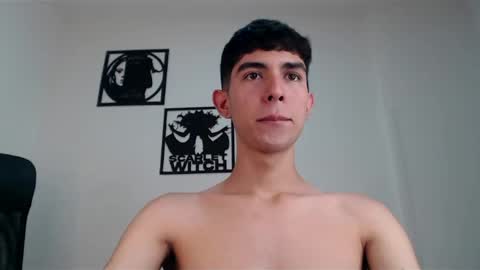 Snapshot of andy19_hot chatting on 17, 12, 2024 andy19_hot online show from 17, 12, 2024