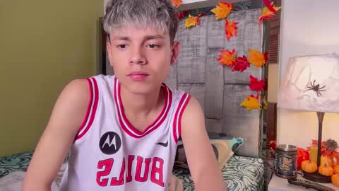 Snapshot of andy_belier chatting on 24, 10, 2025 Andy online show from 24, 10, 2025