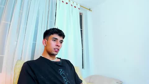 Andy online show from 1, 2, 2025