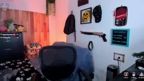 andy_guez_11 online show from 12, 2, 2025