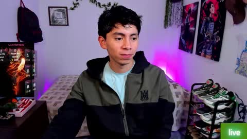 Snapshot of andy_guez_11 chatting on 9, 11, 2025 andy_guez_11 online show from 9, 11, 2025