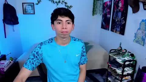 Snapshot of andy_guez_11 chatting on 21, 11, 2025 andy_guez_11 online show from 21, 11, 2025