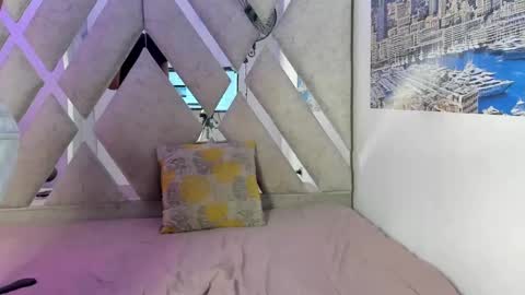 andy_jones7 online show from 19, 9, 2025