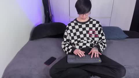 twx Andy twink3 online show from 28, 1, 2025