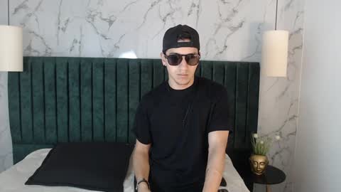 Andy Joy  online show from 19, 12, 2024