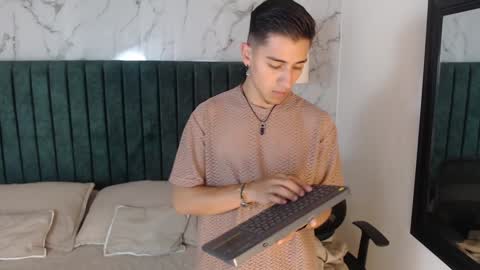 Andy Joy  online show from 24, 12, 2024