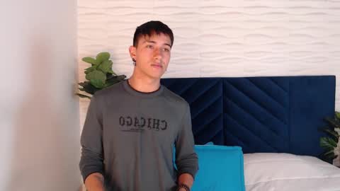 Andy Joy  online show from 4, 1, 2025