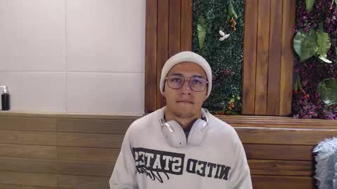 Andy Joy  online show from 6, 11, 2025