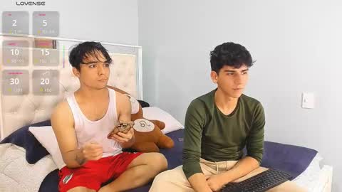 Snapshot of andyy_big_cock chatting on 26, 10, 2025 Andy online show from 26, 10, 2025