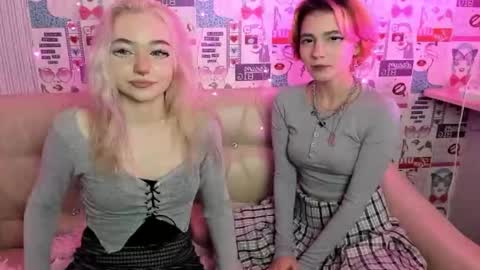 Snapshot of ane_mia chatting on 27, 11, 2025 Missa Lyn Ane Mia 7GMT couple online show from 27, 11, 2025