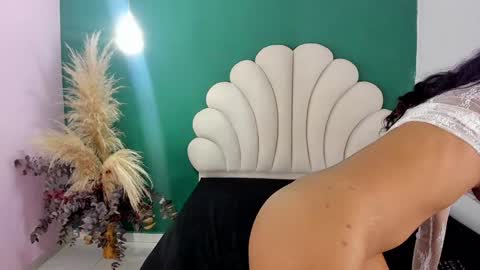 ANEE SAVAL online show from 19, 12, 2024