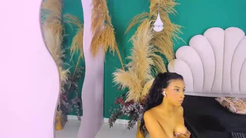 ANEE SAVAL online show from 18, 2, 2025