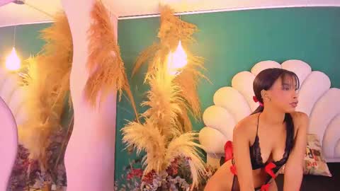 ANEE SAVAL online show from 1, 3, 2025