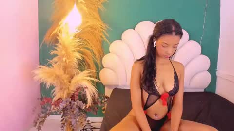 ANEE SAVAL online show from 5, 3, 2025