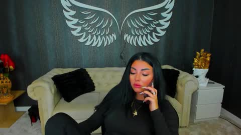 Snapshot of anemariejolie chatting on 6, 11, 2025 Anne online show from 6, 11, 2025