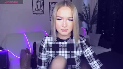 Anfisa online show from 30, 10, 2025