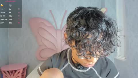   online show from 25, 2, 2025