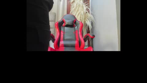 Snapshot of angel_adamx chatting on 12, 10, 2025 Angel online show from 12, 10, 2025