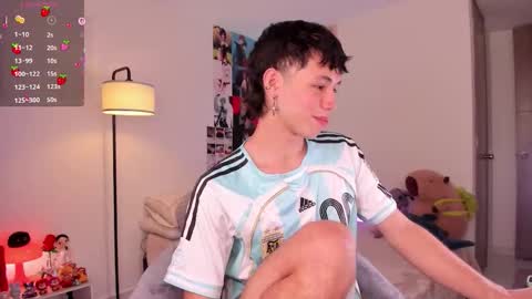 Angel   help me with 100 thumbs up online show from 20, 10, 2025