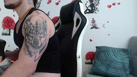 Angel Curl online show from 19, 1, 2025