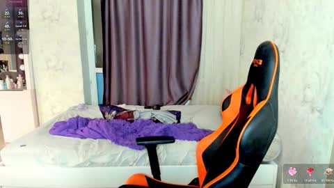 Snapshot of angel_doll585 chatting on 17, 11, 2025 Fallen Angel online show from 17, 11, 2025