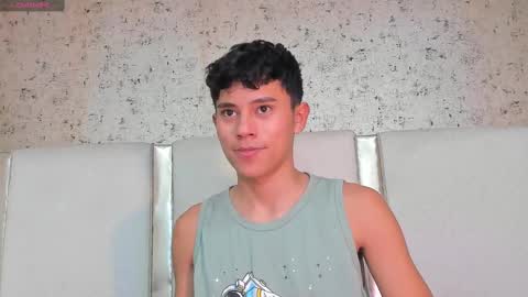 ngel Esteban  online show from 1, 3, 2025