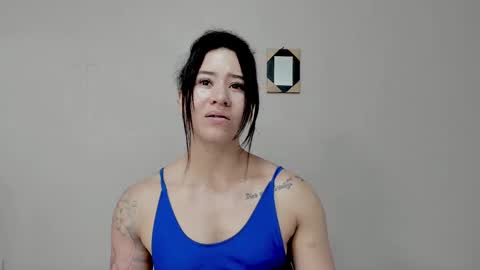 Snapshot of angel_martins chatting on 20, 10, 2025 Angel online show from 20, 10, 2025