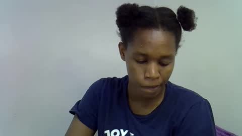 Snapshot of angel_mia5 chatting on 10, 11, 2025 angel_mia5 online show from 10, 11, 2025