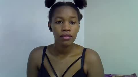 Snapshot of angel_mia5 chatting on 13, 11, 2025 angel_mia5 online show from 13, 11, 2025