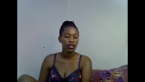 Snapshot of angel_mia5 chatting on 22, 12, 2025 angel_mia5 online show from 22, 12, 2025