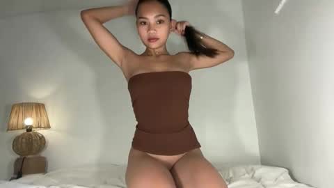 angel_petite07 online show from 17, 3, 2026