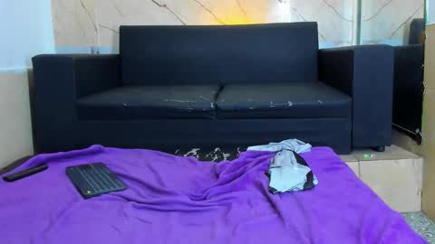 angel_villareal_ online show from 3, 2, 2026