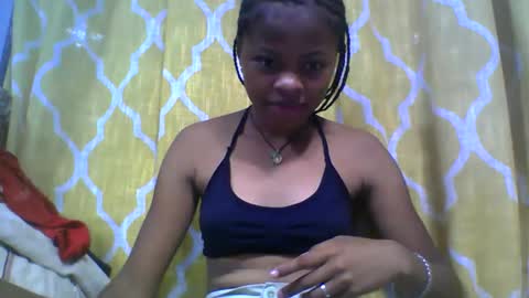 Snapshot of angela166093 chatting on 13, 11, 2025 angela166093 online show from 13, 11, 2025