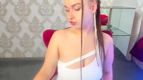 angela_coy online show from 26, 9, 2025