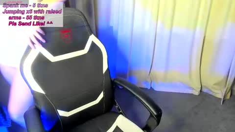 angela_coy online show from 7, 10, 2025