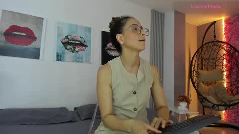 A N G E LA.  online show from 17, 9, 2025