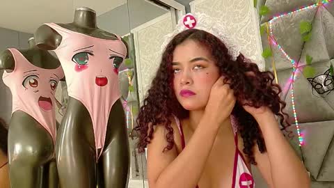 Snapshot of angela_lovee1 chatting on 20, 10, 2025 Angela online show from 20, 10, 2025