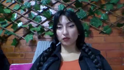 Snapshot of angela_mis chatting on 20, 10, 2025 Angela online show from 20, 10, 2025