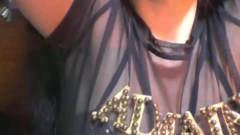 Snapshot of angela_mis chatting on 27, 10, 2025 Angela online show from 27, 10, 2025