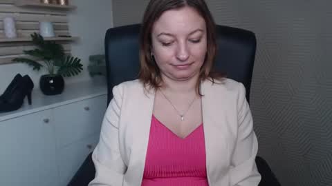Angela online show from 3, 12, 2025