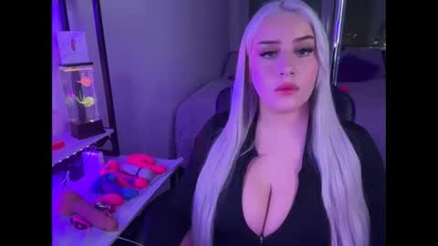 Snapshot of angeladiamondd1 chatting on 29, 1, 2025 angeladiamondd1 online show from 29, 1, 2025