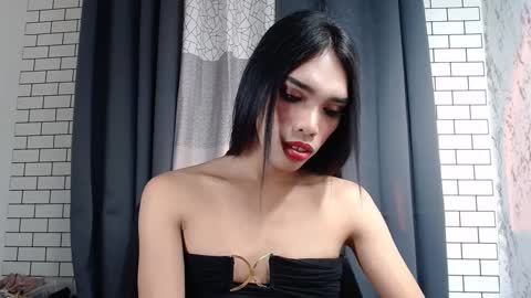 SENORITA online show from 10, 3, 2025