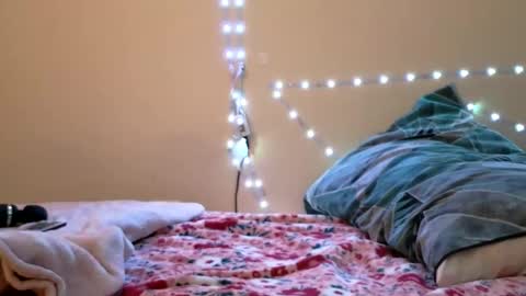 Angelbigguns online show from 4, 2, 2026