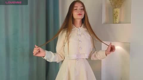 angelcryforme online show from 4, 10, 2025