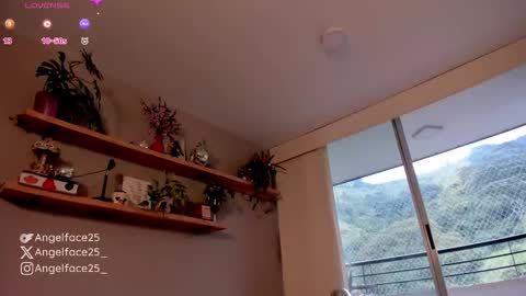 Snapshot of angelface25_ chatting on 1, 10, 2025 . online show from 1, 10, 2025