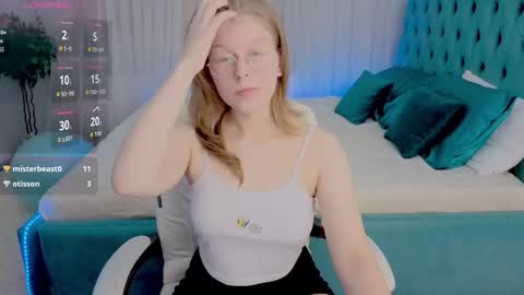 Snapshot of angeli_eyes chatting on 7, 11, 2025 Ksenia online show from 7, 11, 2025