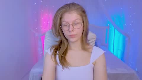 Snapshot of angeli_eyes chatting on 30, 11, 2025 Ksenia online show from 30, 11, 2025