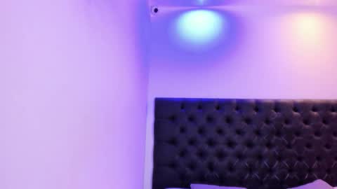 Angeli online show from 17, 11, 2025