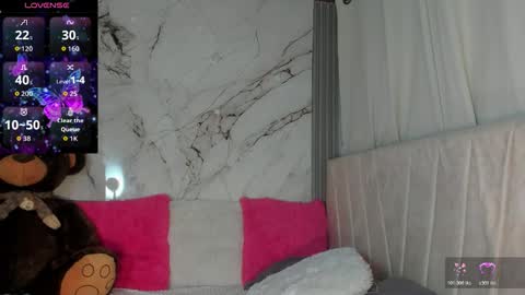 Snapshot of angeli_sexi chatting on 8, 11, 2025 Carolina online show from 8, 11, 2025