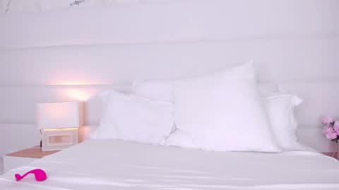 Angelic online show from 12, 12, 2024